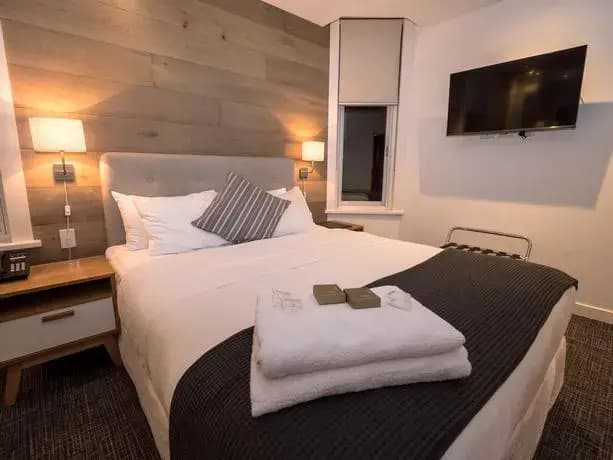 Crown Hotel Surry Hills - photo 8