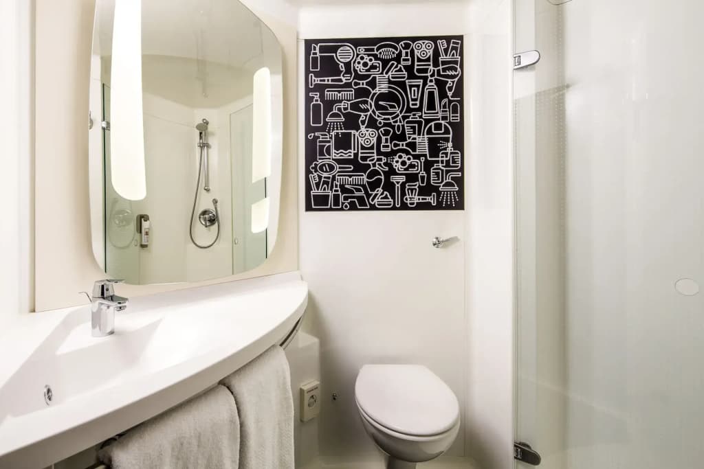 ibis London Docklands Canary Wharf - photo 9