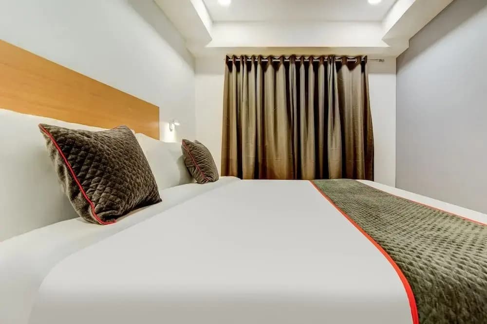 OYO Townhouse 115 Patel Nagar - photo 3