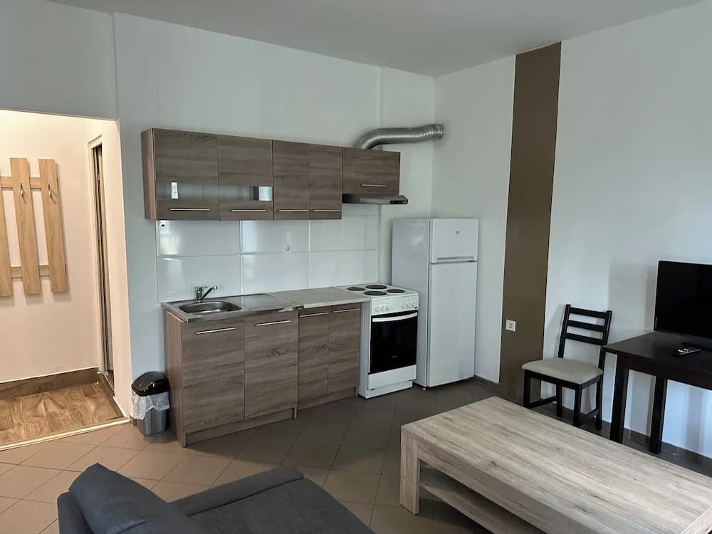 Euro Home Hostel - photo 3