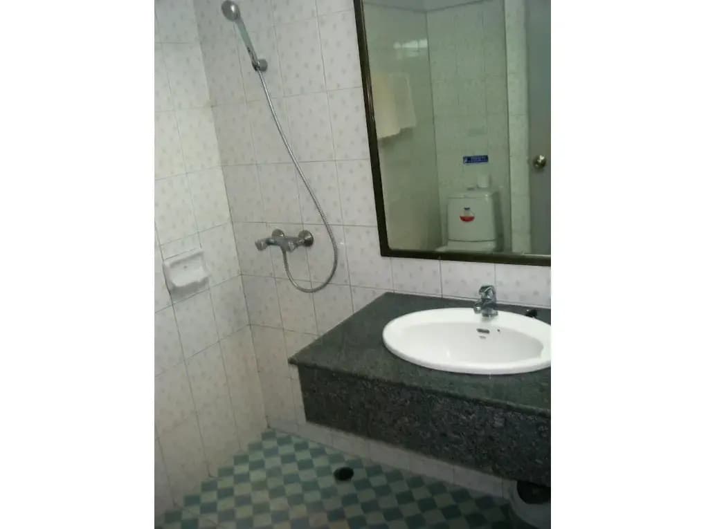 Sukwilai Hotel - photo 9