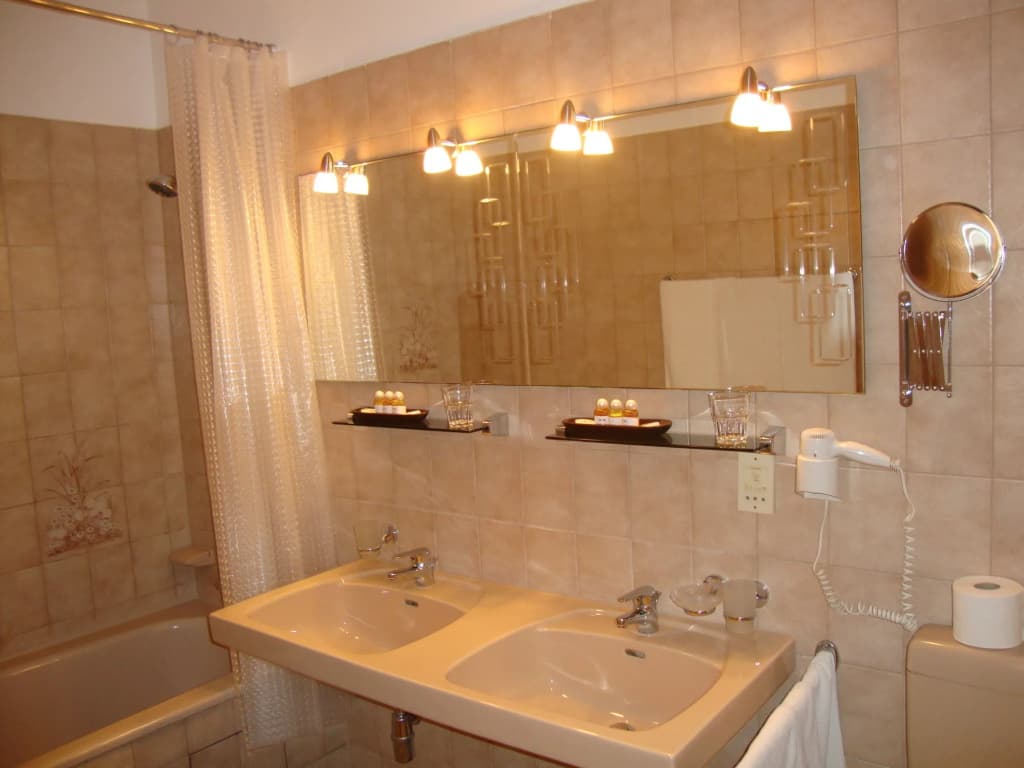 Hotel Bajazzo - photo 9