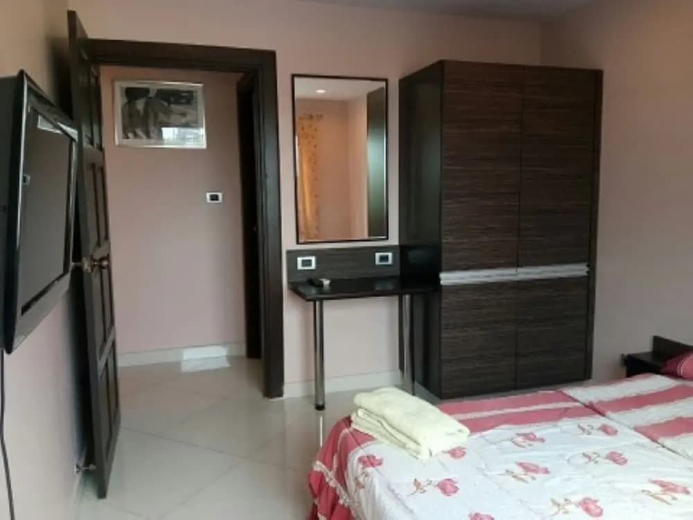 Park Lane Resort Jomtien - Condo Sleeps 2 - photo 3