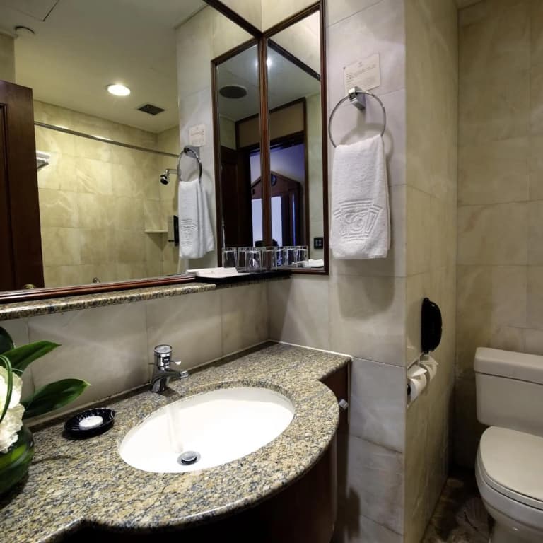 Charterhouse Causeway Bay - photo 10