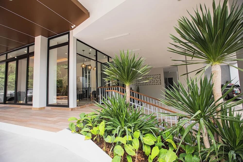 Apartment at Palmetto Condo by Lofty - photo 15