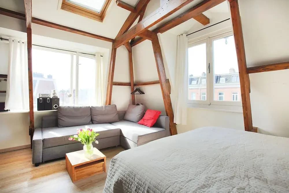 Cozy Comfortable Studio At The Canals - photo 4