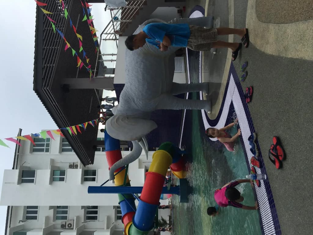 Homelite Resort water theme park condominium - photo 3