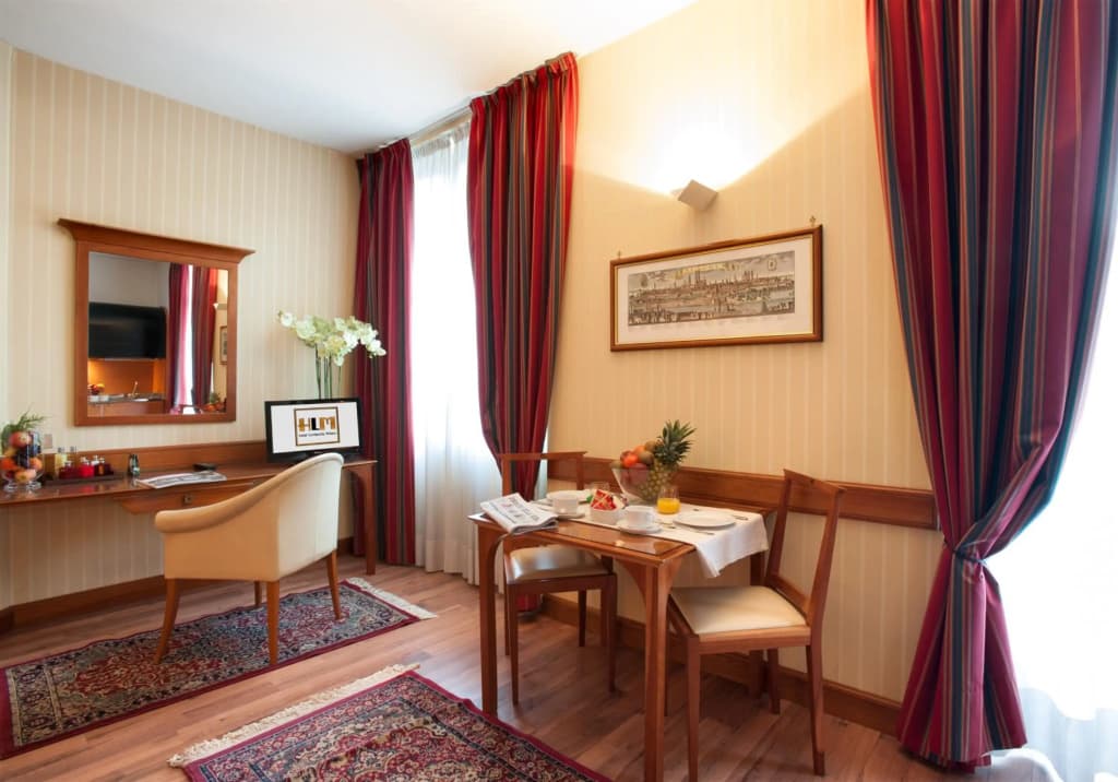 Hotel Lombardia - photo 40