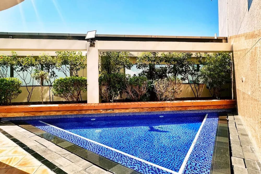 Pristine Difc 2BR w Pool Gym - photo 17