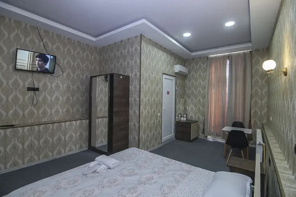 Arena Inn - photo 2