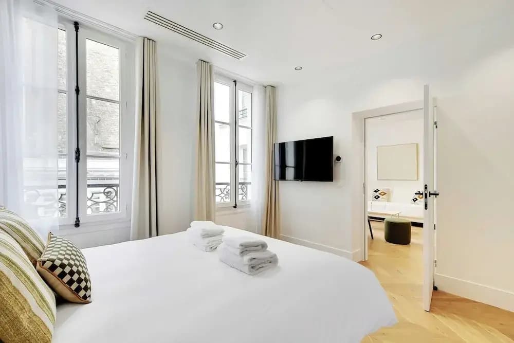 Luxury Apartment 1br/4p - Opera - photo 2