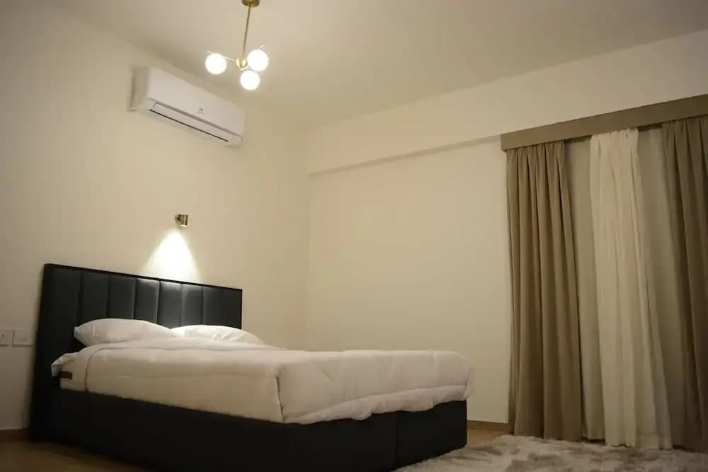 White Palace Motel EG - photo 3