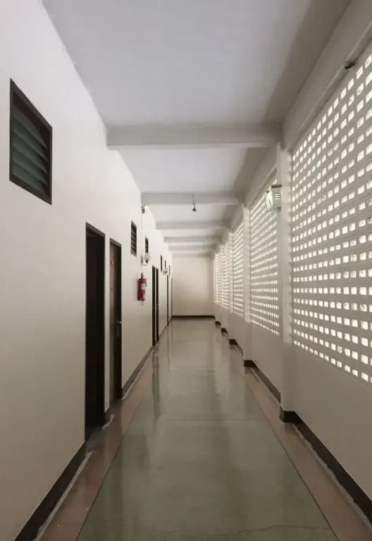 Green Hotel - photo 10