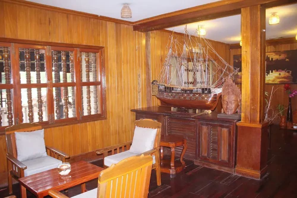 Suryavara Residence Hotel - photo 22