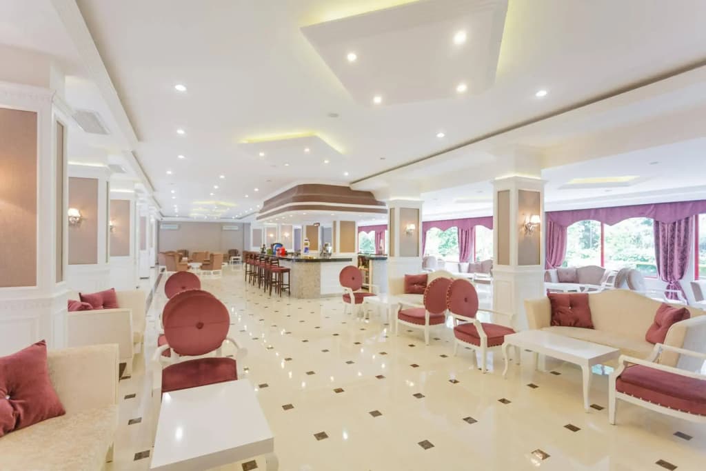 Galeri Resort Hotel - photo 2