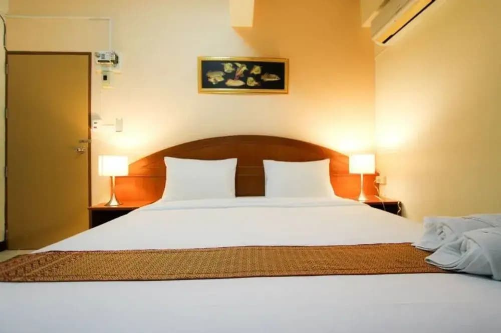 Phuket Holiday Hostel - photo 6