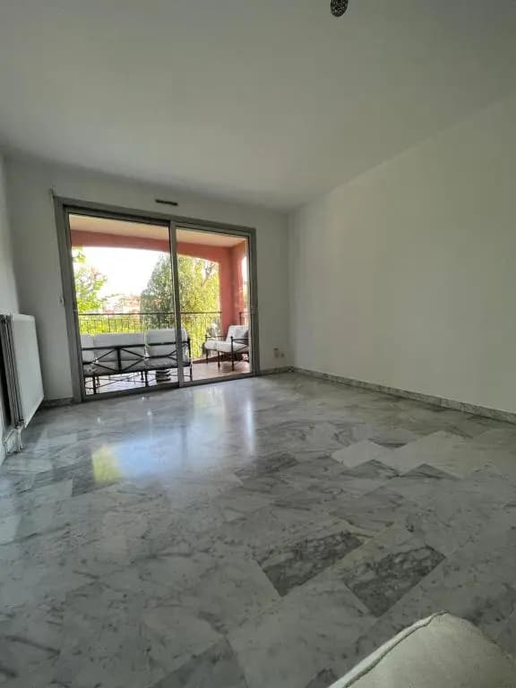 2 pièces avec terrasse en résidence privée - photo 6