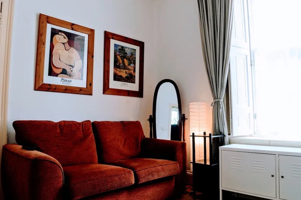 1 Bedroom Open Plan Apartment - main photo