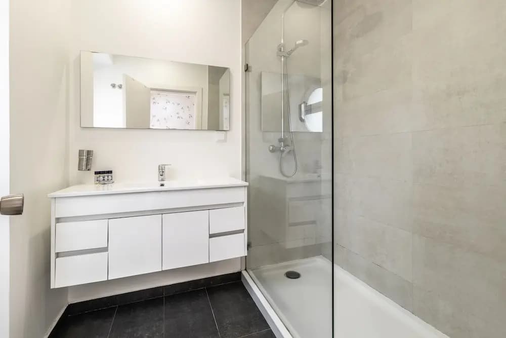 Lisbon Terrace Suites for Large Groups - photo 7
