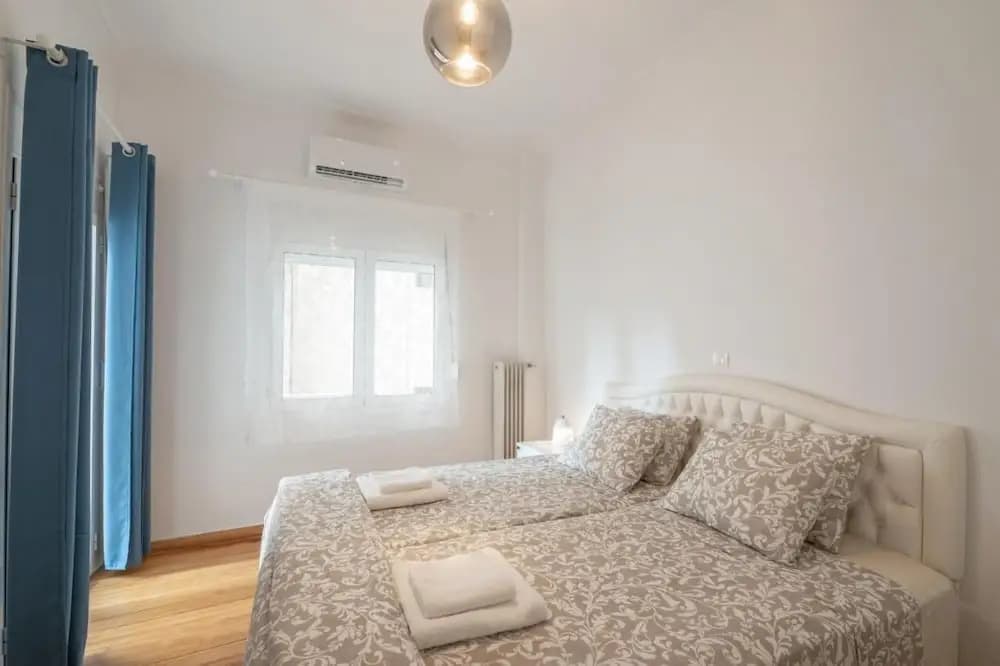 GTD8210 - Acropolis Cozy Apt. - photo 3
