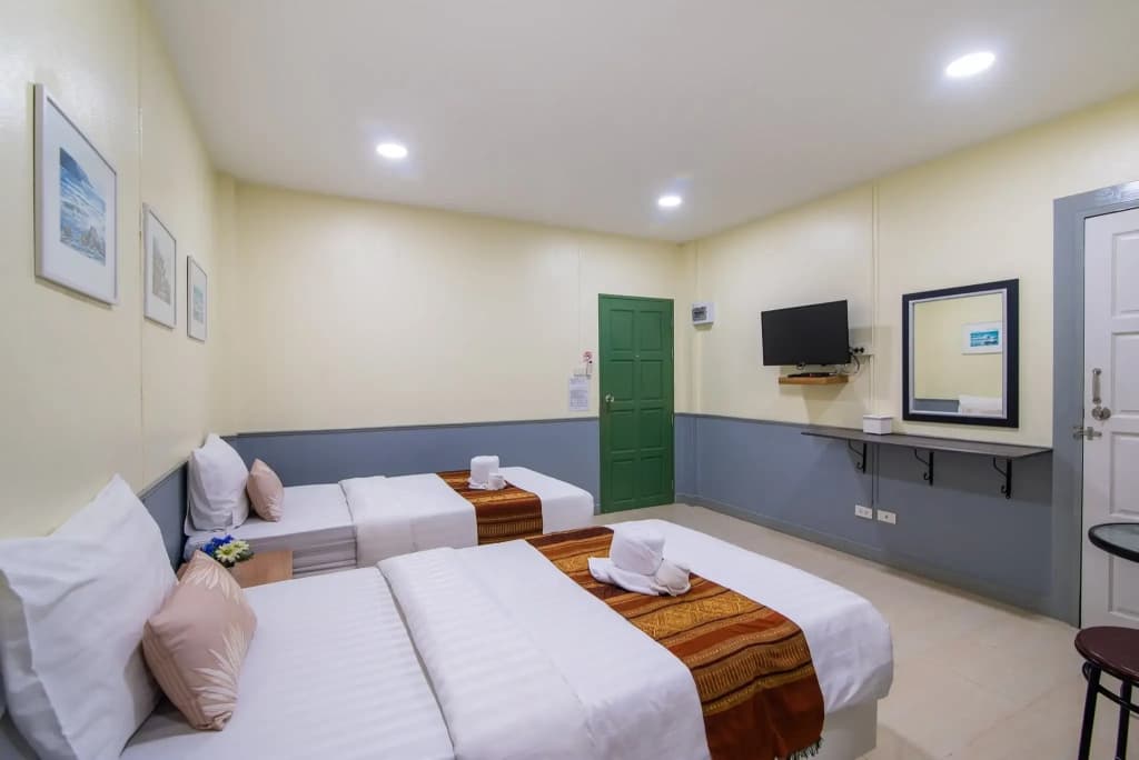 Naruchol Hotel - photo 4