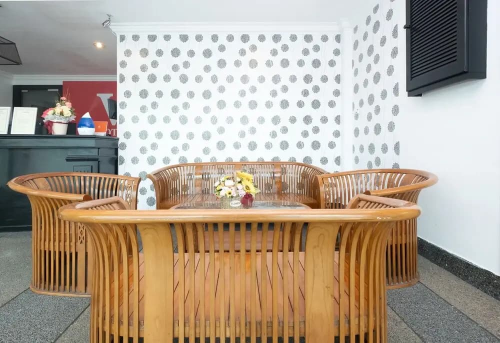 OYO 90050 V Hotel - photo 12
