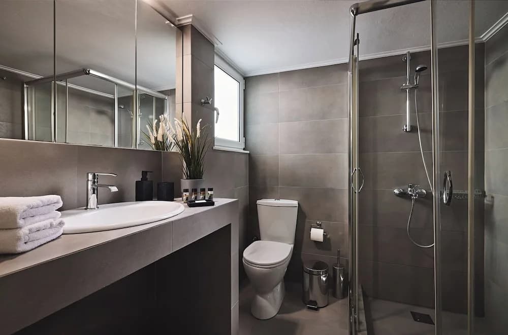Kova Residence, Acropolis by Aura Homes - photo 9