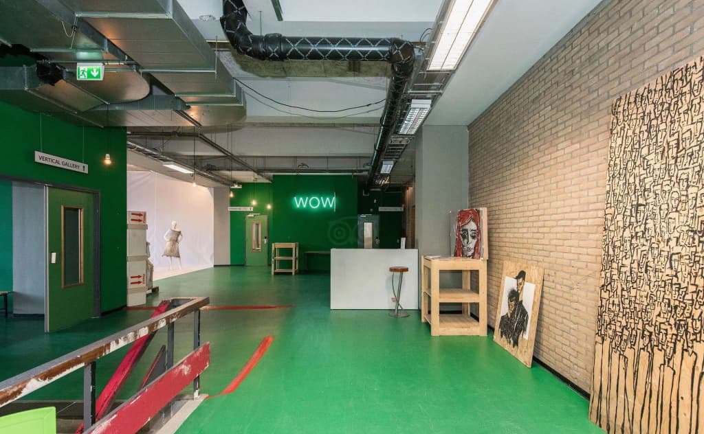 WOW Hostel Amsterdam - photo 35