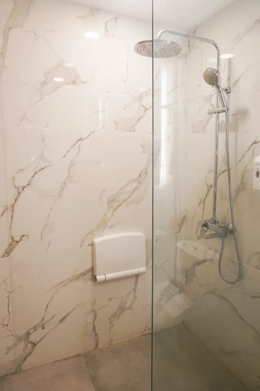 MaxOne Signature Glodok Jakarta - photo 38