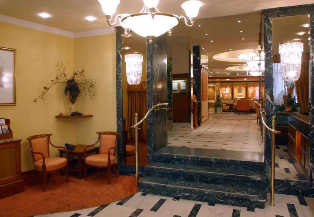 Hotel Erzherzog Rainer - photo 12