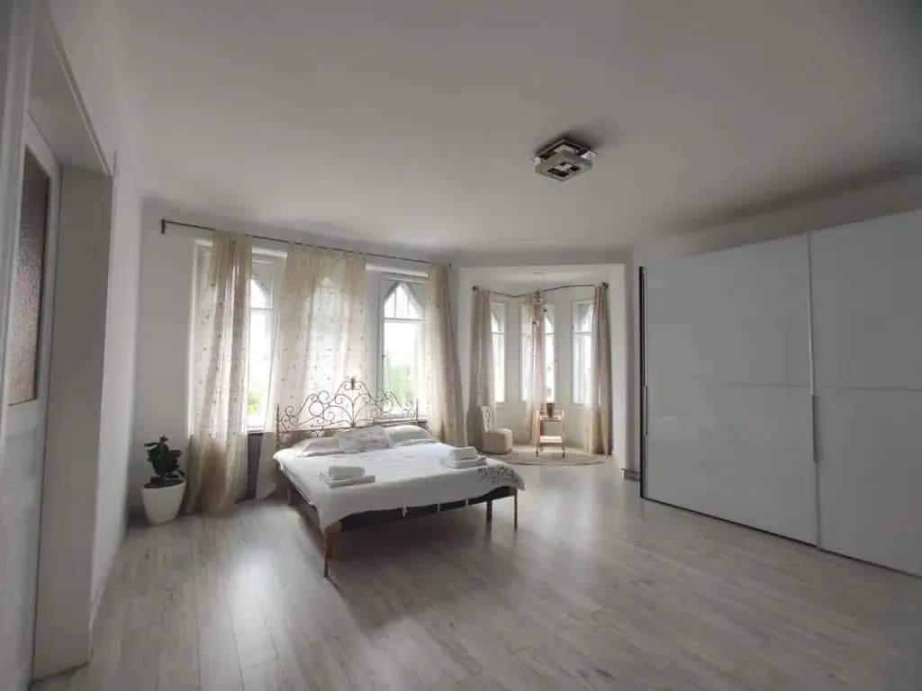 Penthouse in the castle - photo 5