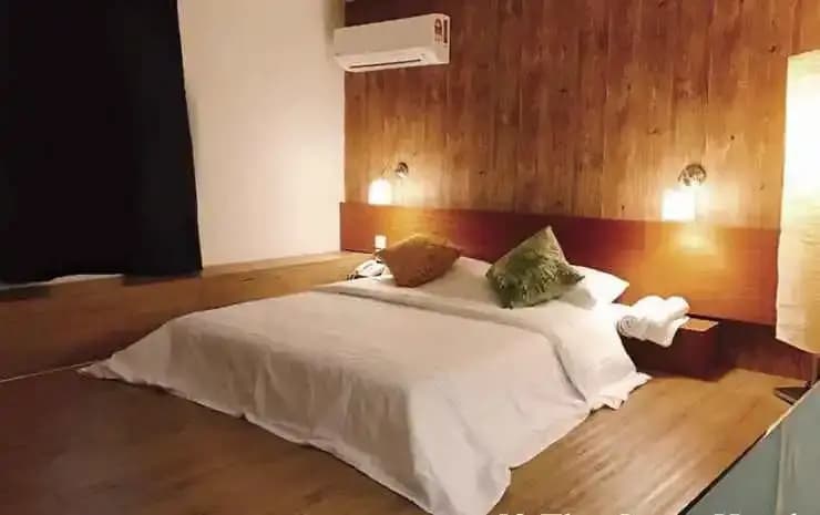 52 The Grace hotel - photo 2