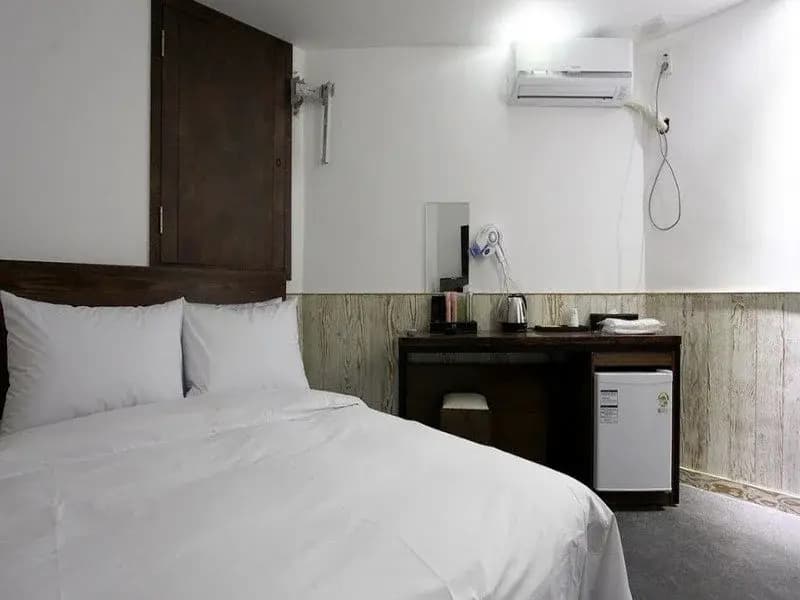 Cheonho Mong Hotel - photo 18