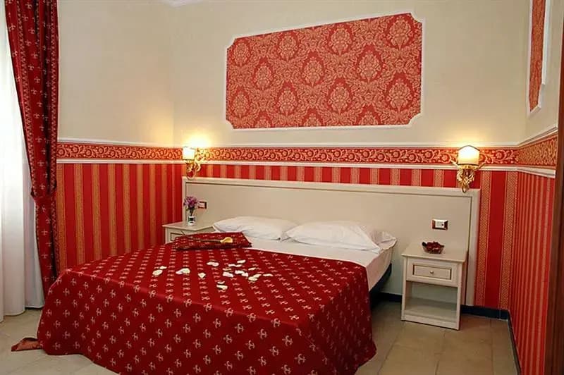 The Fitzroy Allegria - photo 3