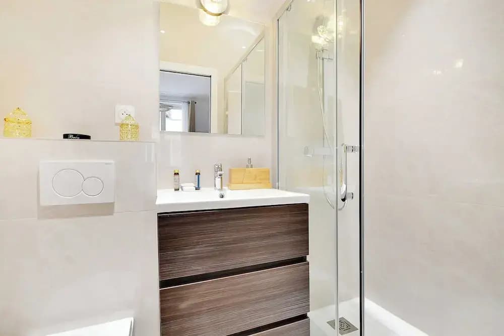 Superb Apartment - 3bd/8p - Arc de Triomphe - photo 7