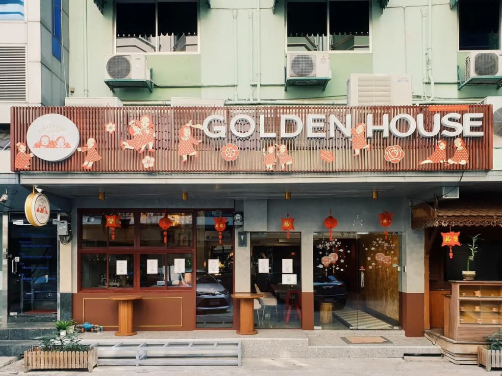 Golden House BTS Chidlom Bangkok - main photo