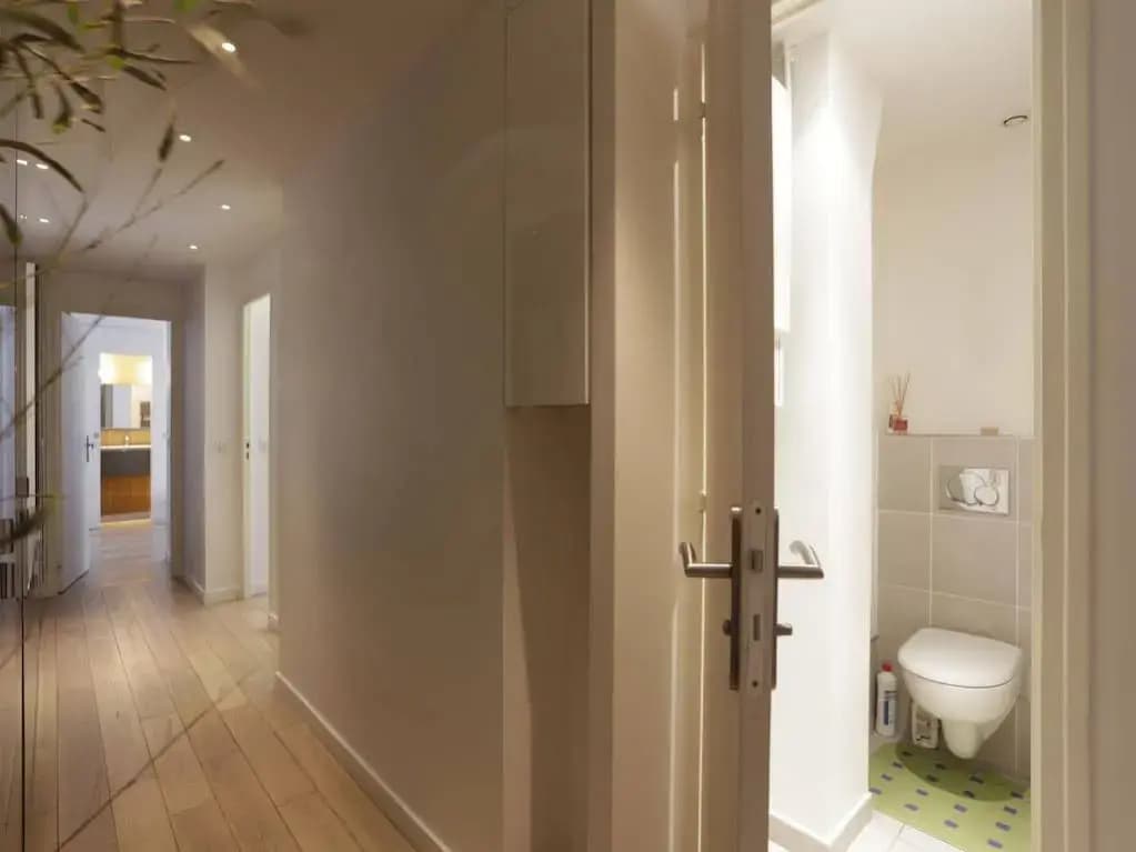 Sleek Apartments Near Saint Germain - photo 7