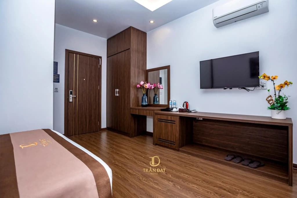 Trần Đạt Hotel - photo 2