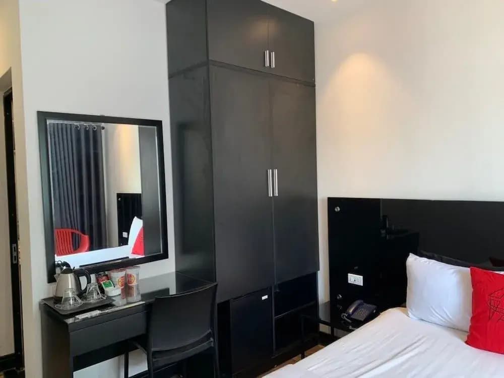 Anh Hong Hostel - photo 5