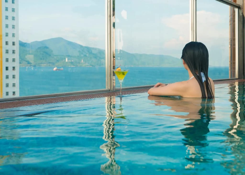Sofiana My Khe Hotel & Spa - Rooftop Pool Bar - Free 01 Draught Beer and 20-minute Spa per Room - photo 7