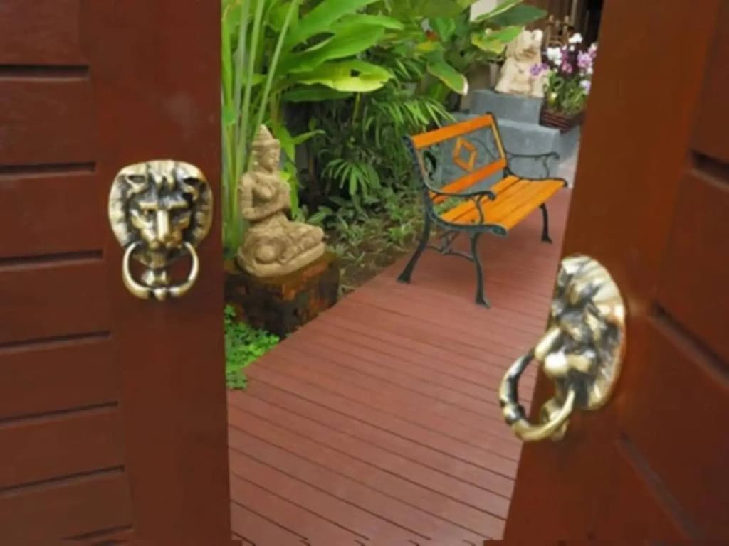 Kamala Beachfront Apartment - photo 16