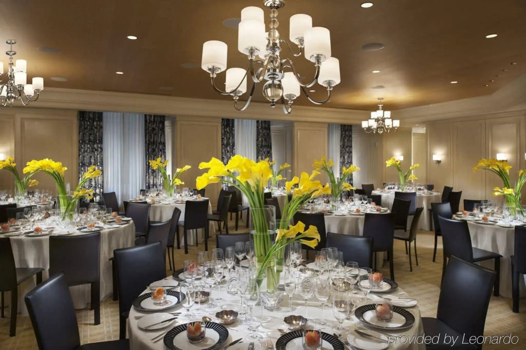 Four Seasons Hotel San Francisco at Embarcadero - photo 22