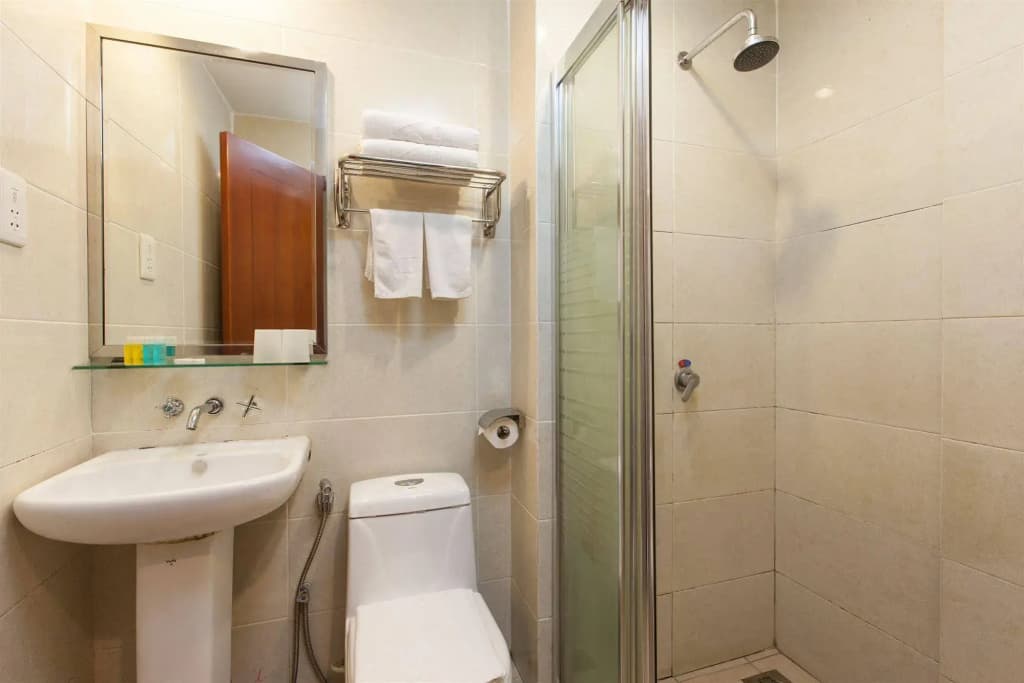 OYO 597 Winner Hotel - photo 8