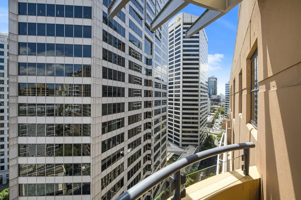 YEHS Hotel Sydney Harbour Suites - photo 18