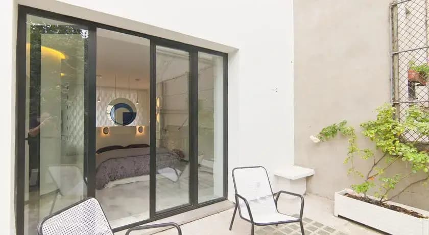 Studios Paris Bed  Breakfast  Le Jardin de Montmartre - photo 6