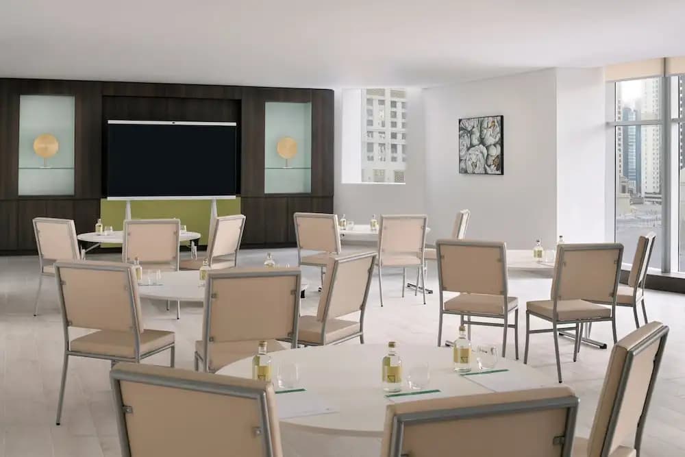Element by Marriott West Bay Doha - photo 16