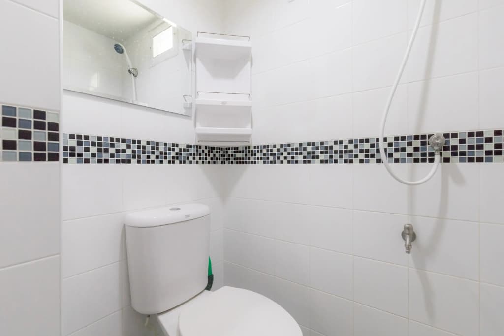 MiddleWay House - photo 8