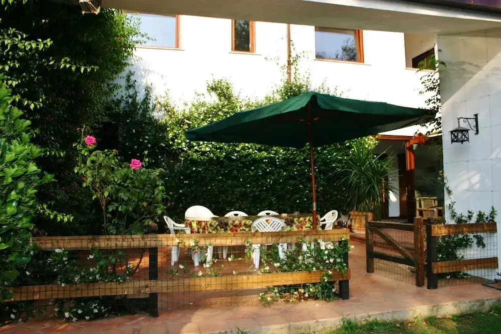 Green Oasis B&B - photo 12