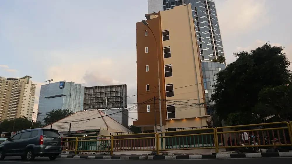 Djuragan Kamar Slipi - main photo