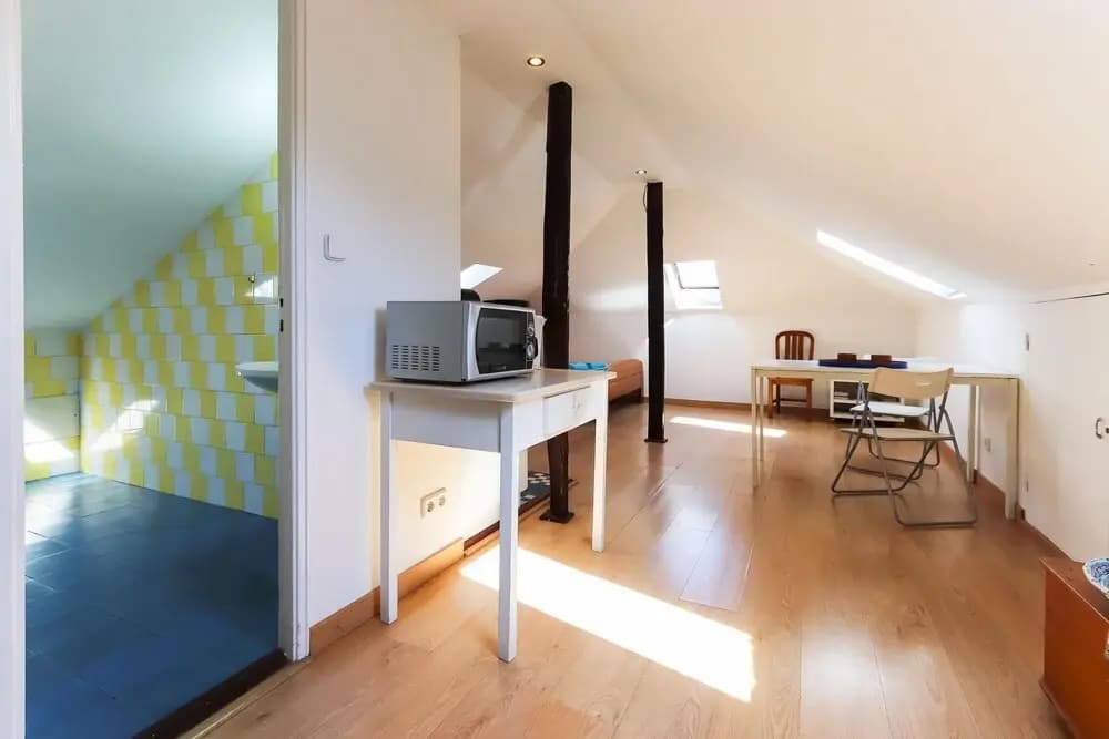 Sunny Attict Loft by Homing - photo 15